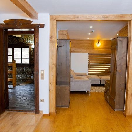 Hotel Conacul Drahneilor Ruscova Esterno foto