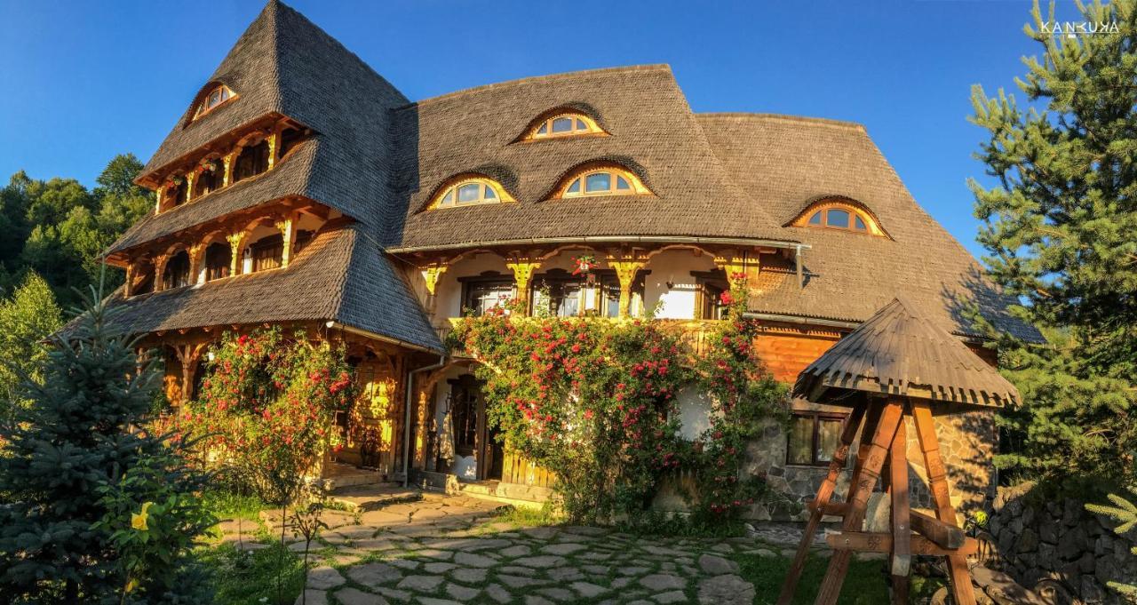 Hotel Conacul Drahneilor Ruscova Esterno foto